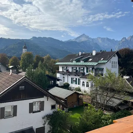 Ferienwohnung Mit Panoramablick Auf Alpspitze * 가르미슈파르텐키르헨